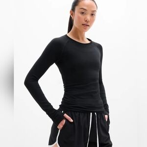 Athleta momentum top Black Medium Activewear Gym Athleisure